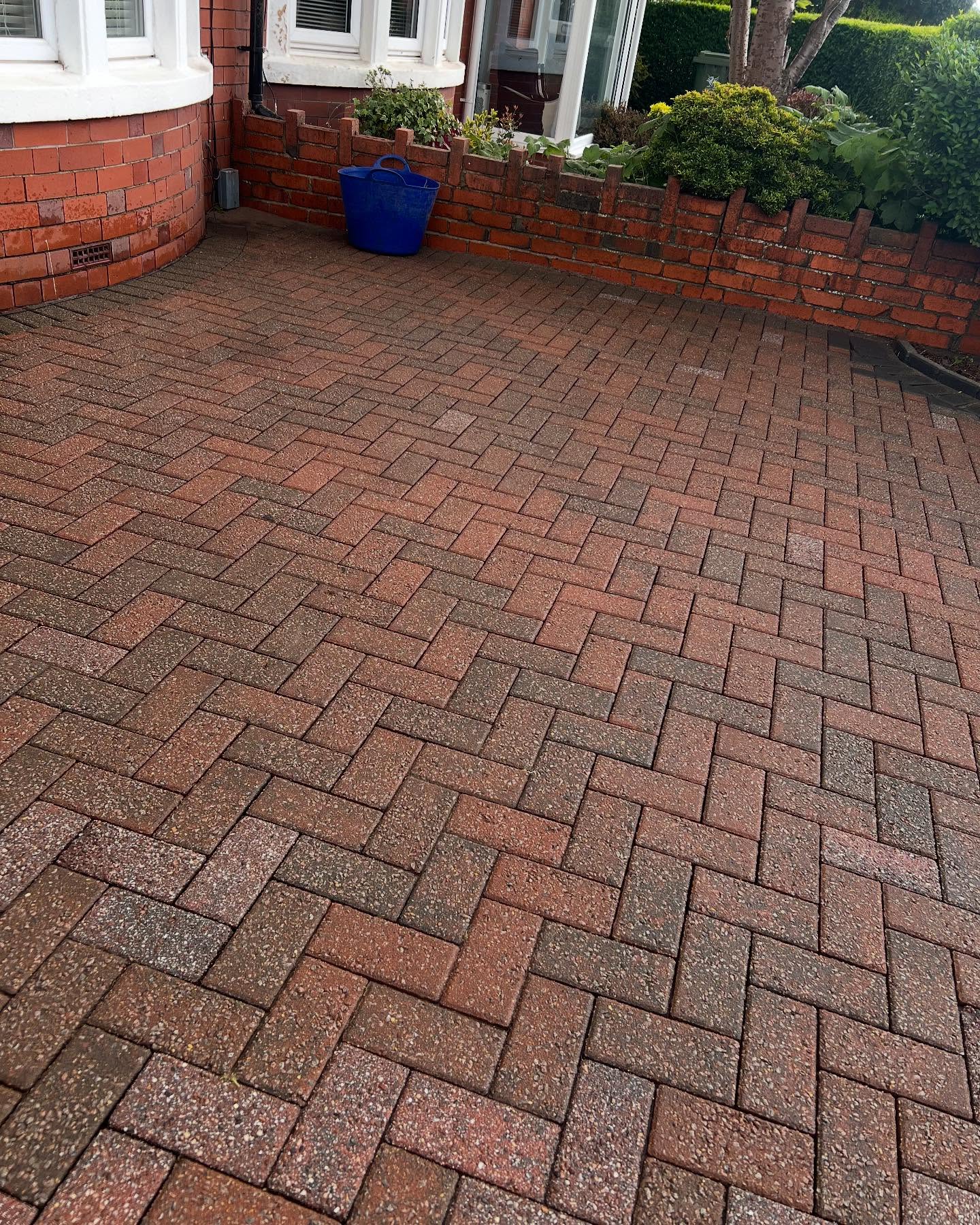 Driveway Cleaning in Cardiff